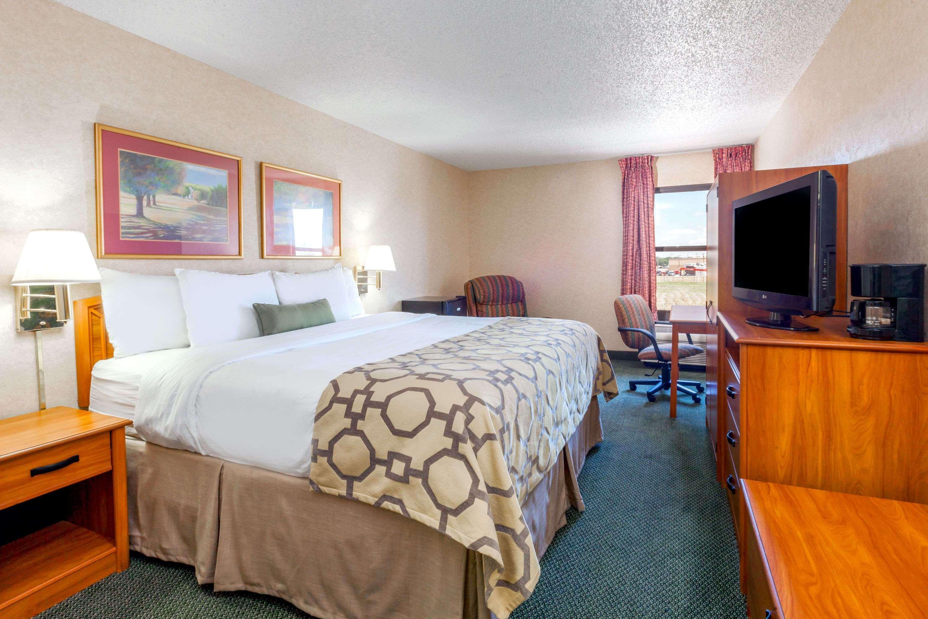 Baymont By Wyndham Amarillo East Hotel Exterior foto
